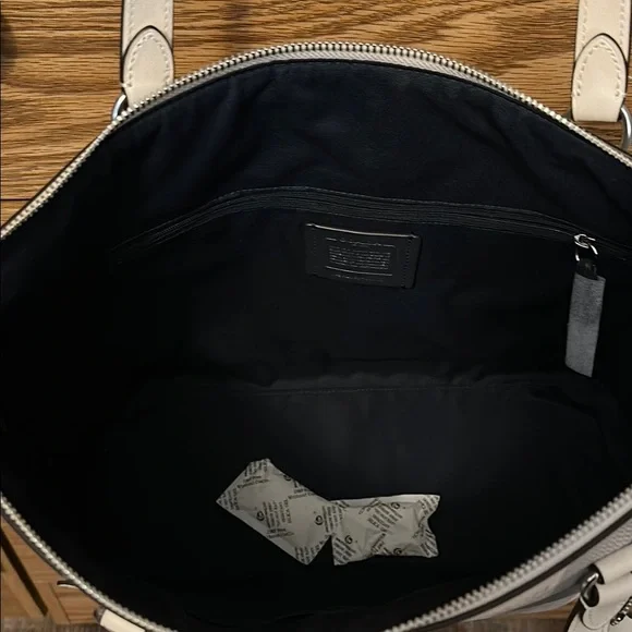 Coach Gray and Cream Checkered Tote - Picture 5 of 6